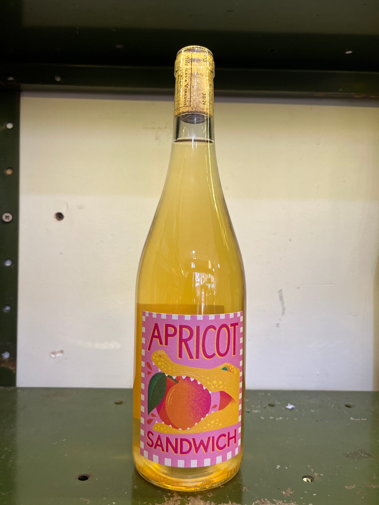 Apricot Sandwich, 2022, 13% - Guzzl