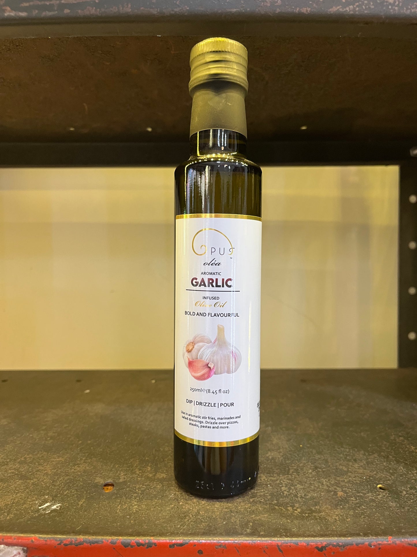 Opus Olive Oil - GARLIC olive oil 250ml - Guzzl