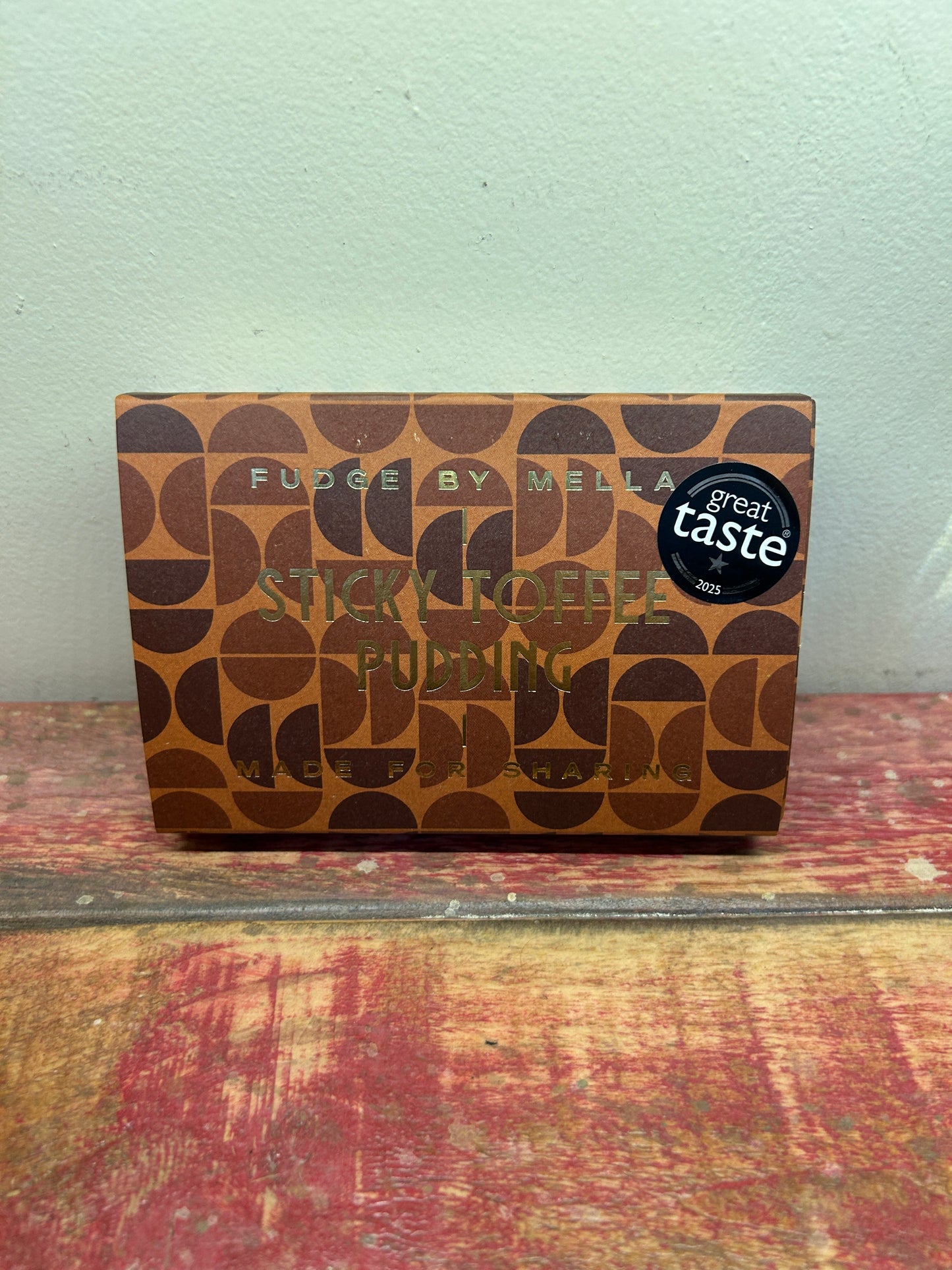 Fudge By Mella  Sticky Toffee Pudding  170g - Guzzl