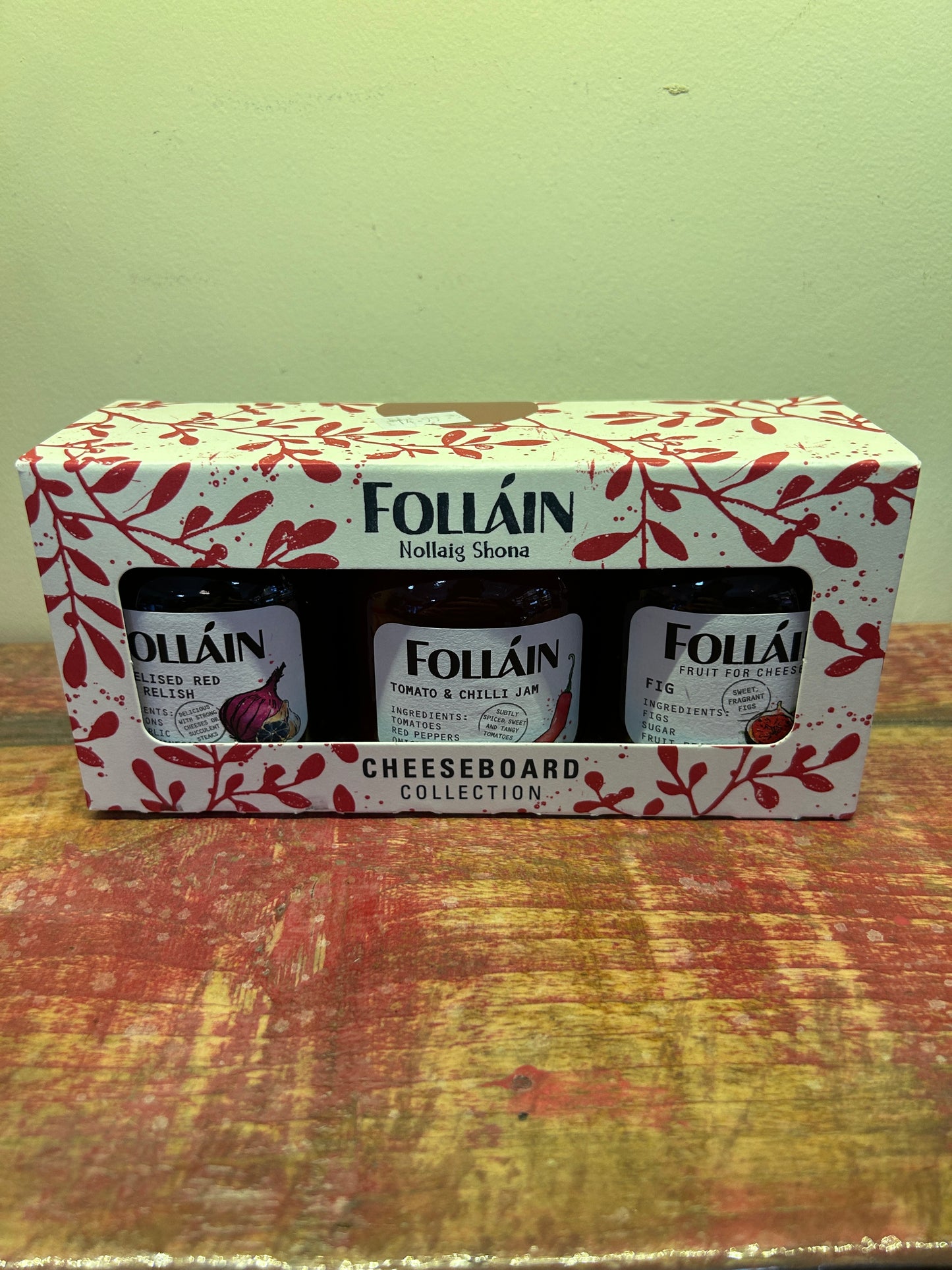 Follain Cheeseboard Collection