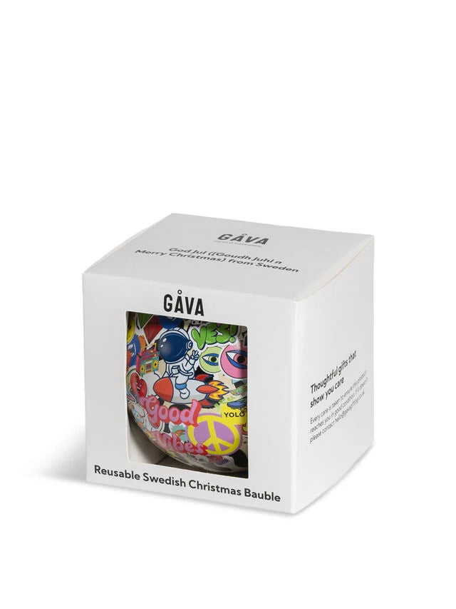 Gava Refillable Christmas baubles filled with chocolate truffles (vegan)