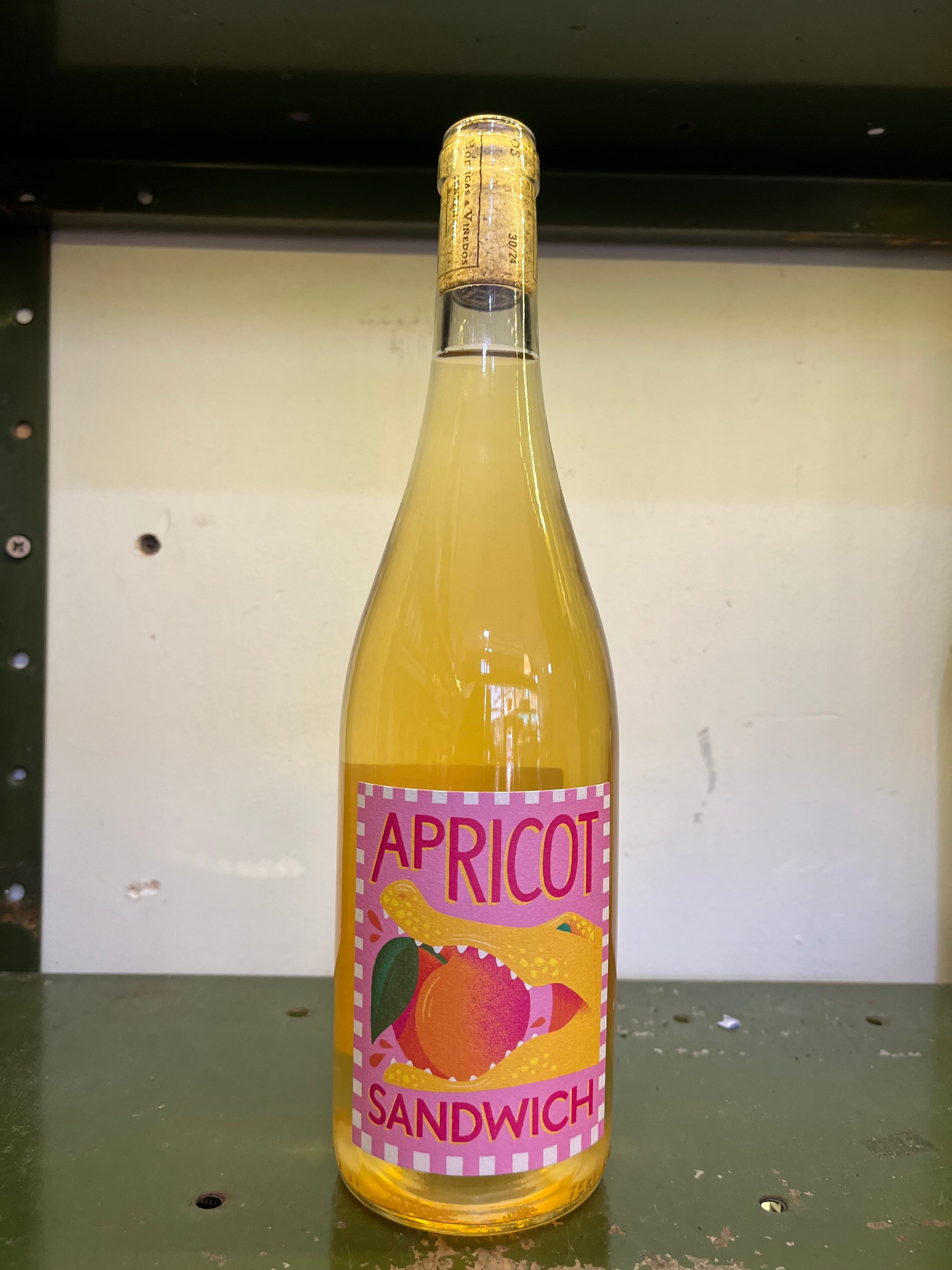 Apricot Sandwich, 2022, 13% - Guzzl