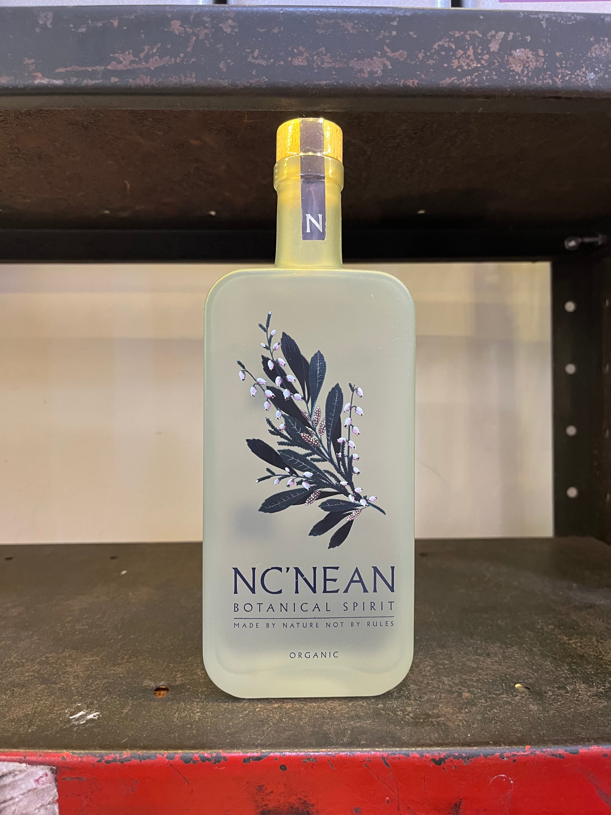 Nc’nean Organic  Botanical Spirit - Guzzl